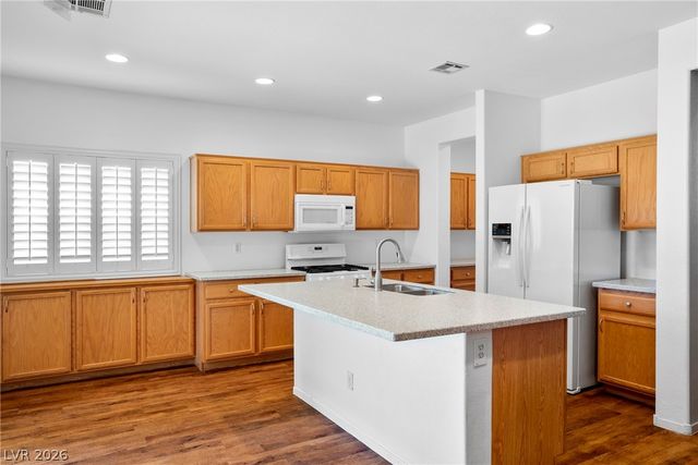 1621 Paradise Reef Avenue, North Las Vegas, NV 89031