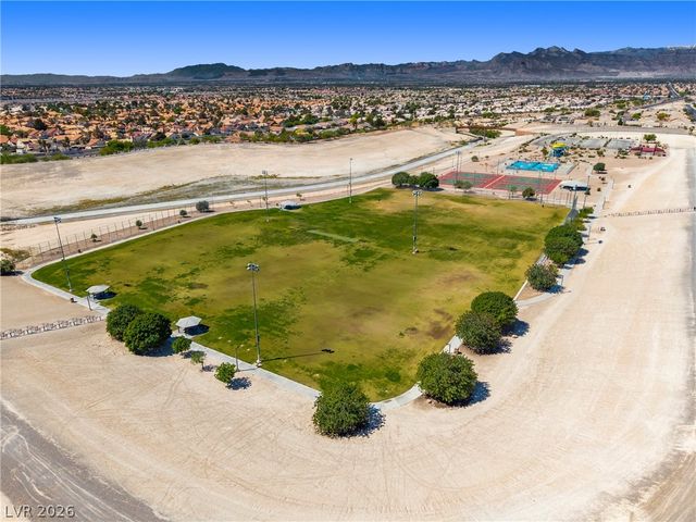 1621 Paradise Reef Avenue, North Las Vegas, NV 89031