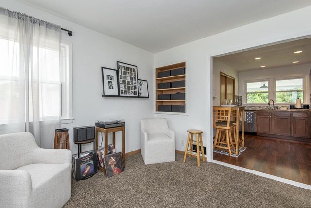 707 N Moreland BOULEVARD, Waukesha, WI 53188