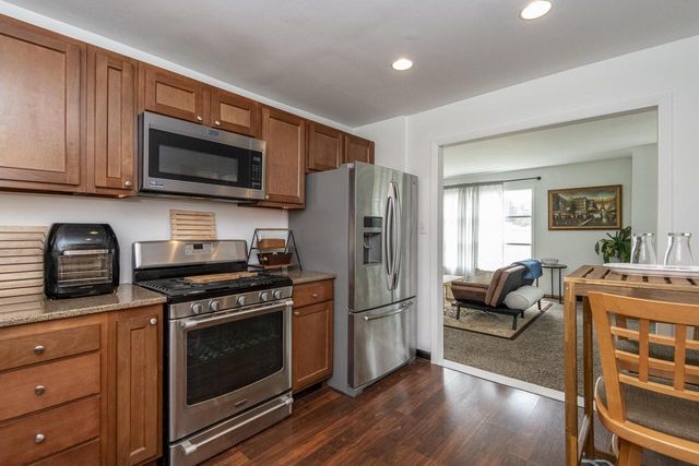 707 N Moreland BOULEVARD, Waukesha, WI 53188