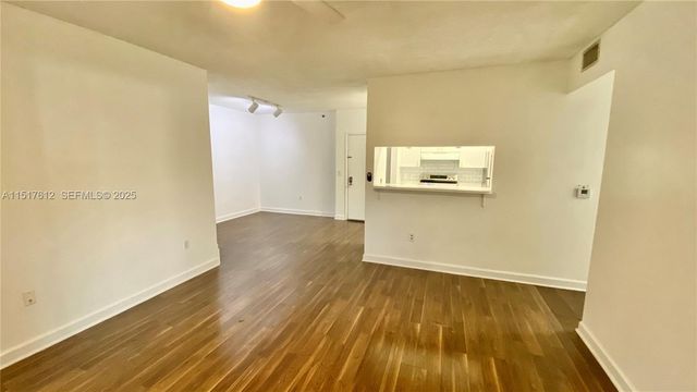 19901 E Country Club Drive 2103, Aventura, FL 33180