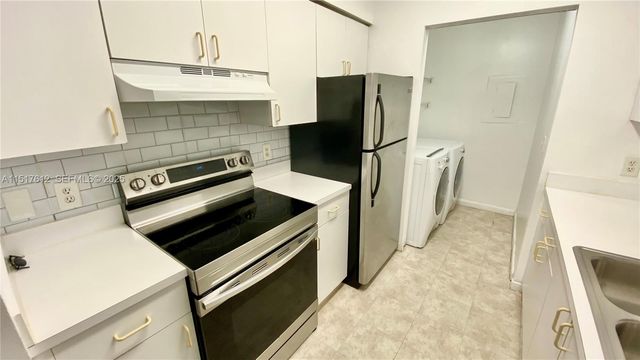 19901 E Country Club Drive 2103, Aventura, FL 33180