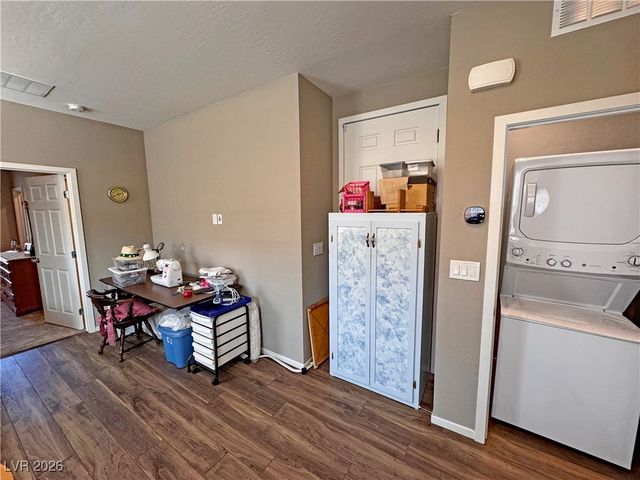 2697 Blossom Avenue, Pahrump, NV 89048