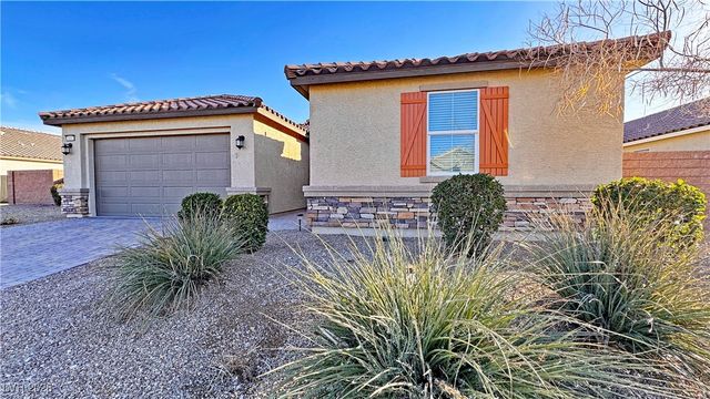 2697 Blossom Avenue, Pahrump, NV 89048