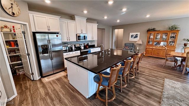 2697 Blossom Avenue, Pahrump, NV 89048