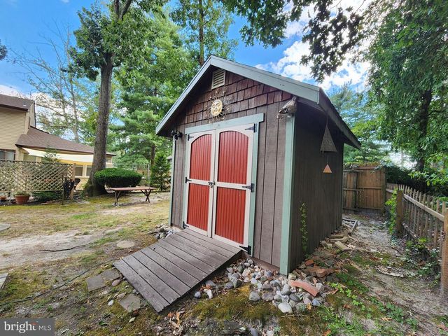 63 CRANFORD RD, Turnersville, NJ 08012