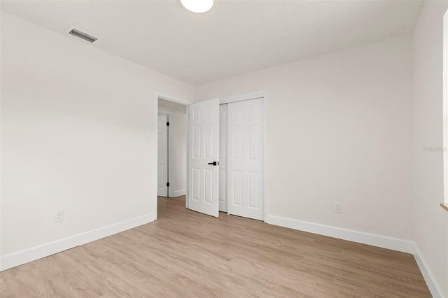 10221 N FLEETWOOD DRIVE, Tampa, FL 33612