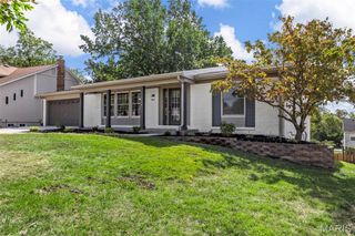 1640 Sunnyridge Road, Ellisville, MO 63011