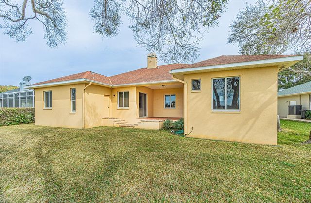 12124 94TH WAY, Largo, FL 33773