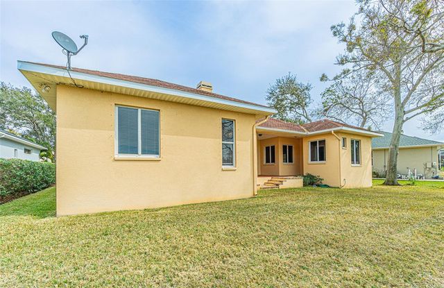 12124 94TH WAY, Largo, FL 33773