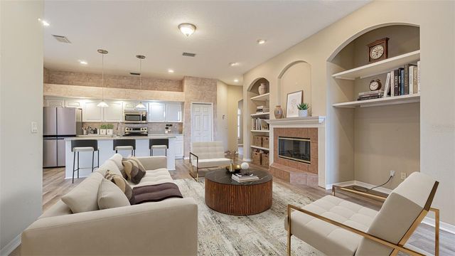 12124 94TH WAY, Largo, FL 33773