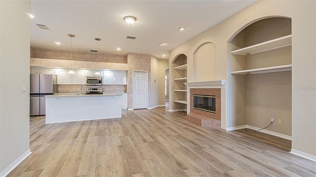 12124 94TH WAY, Largo, FL 33773