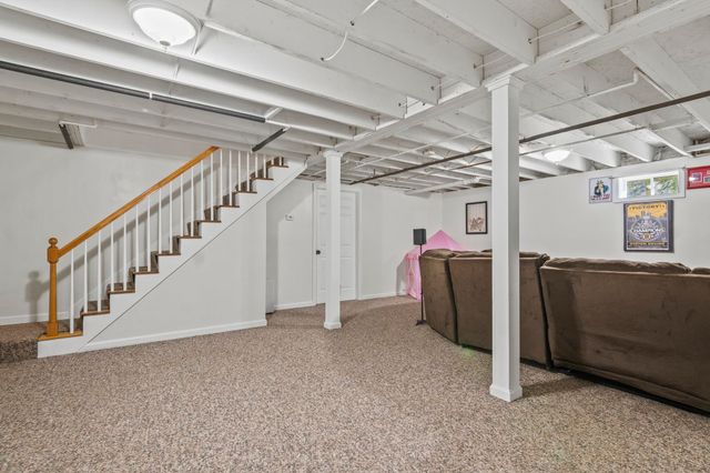 290 Oak Hill Road, Northfield, NH 03276