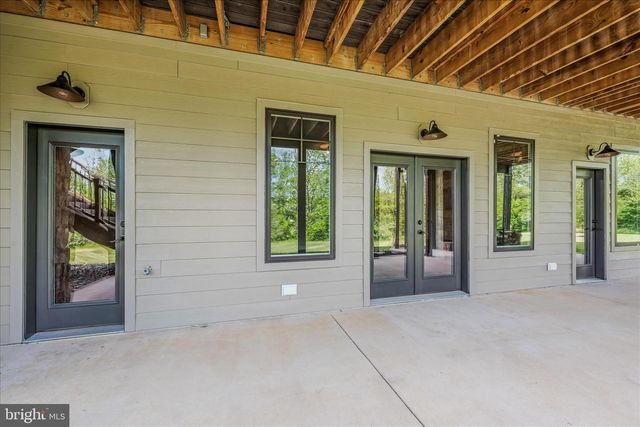 271 CORNELIUS GROVE RD, Martinsburg, WV 25404