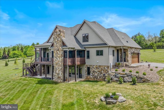 271 CORNELIUS GROVE RD, Martinsburg, WV 25404