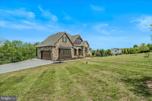 271 CORNELIUS GROVE RD, Martinsburg, WV 25404