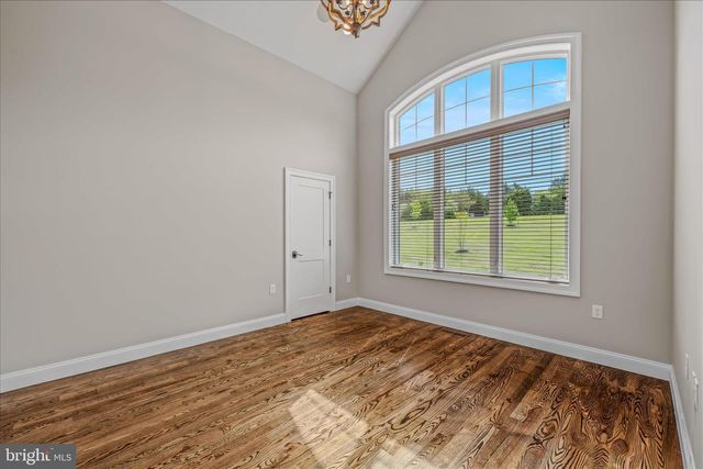 271 CORNELIUS GROVE RD, Martinsburg, WV 25404