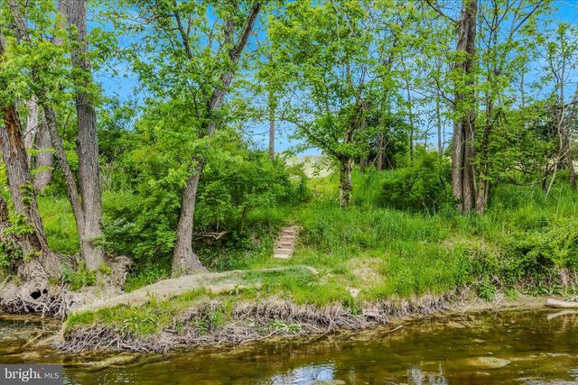 271 CORNELIUS GROVE RD, Martinsburg, WV 25404