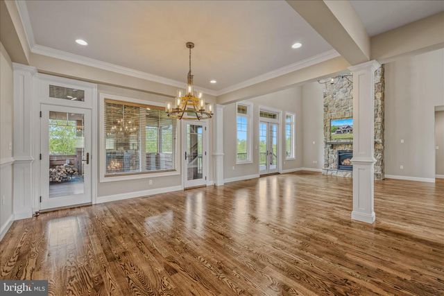 271 CORNELIUS GROVE RD, Martinsburg, WV 25404