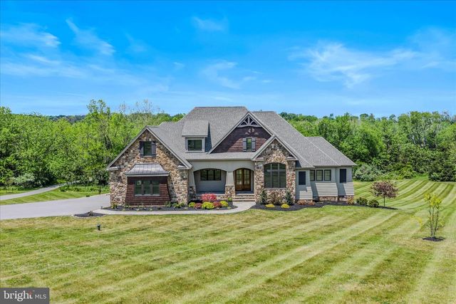 271 CORNELIUS GROVE RD, Martinsburg, WV 25404