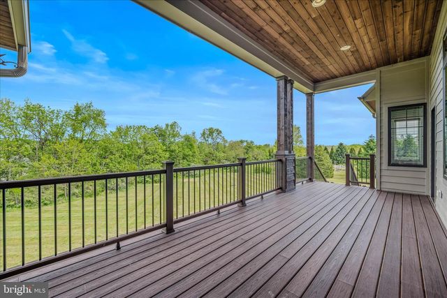 271 CORNELIUS GROVE RD, Martinsburg, WV 25404