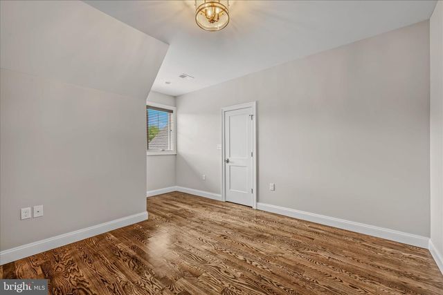 271 CORNELIUS GROVE RD, Martinsburg, WV 25404