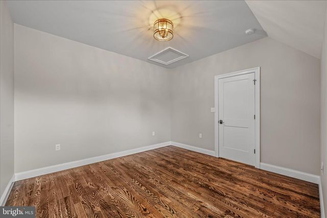 271 CORNELIUS GROVE RD, Martinsburg, WV 25404