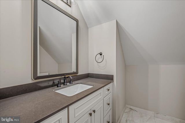 271 CORNELIUS GROVE RD, Martinsburg, WV 25404