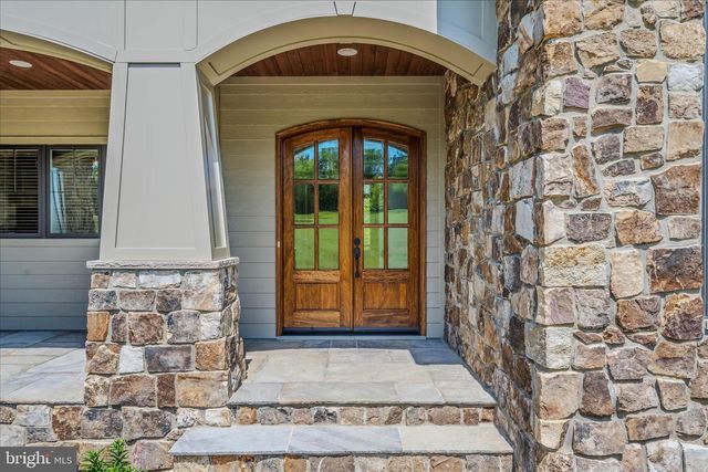271 CORNELIUS GROVE RD, Martinsburg, WV 25404