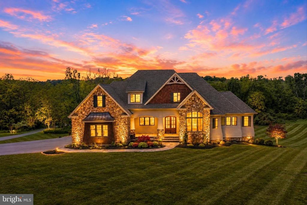 271 CORNELIUS GROVE RD, Martinsburg, WV 25404