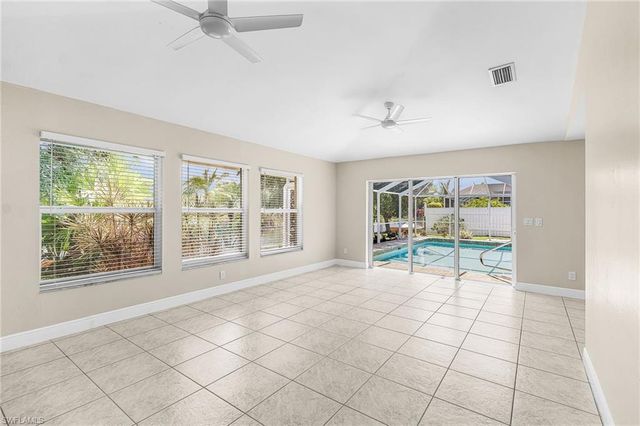 1204 SE 5th TER, Cape Coral, FL 33990