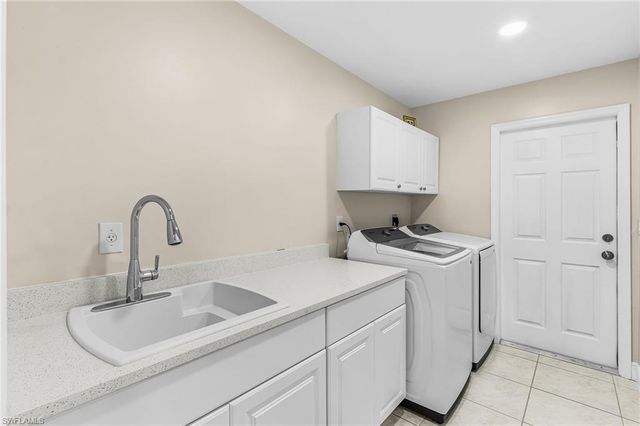 1204 SE 5th TER, Cape Coral, FL 33990