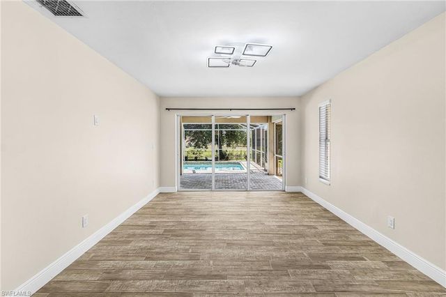 1204 SE 5th TER, Cape Coral, FL 33990