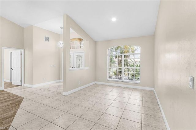 1204 SE 5th TER, Cape Coral, FL 33990