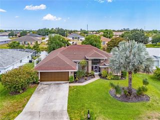 1204 SE 5th TER, Cape Coral, FL 33990