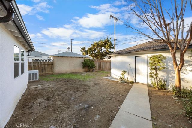 623 E 20th, Santa Ana, CA 92706