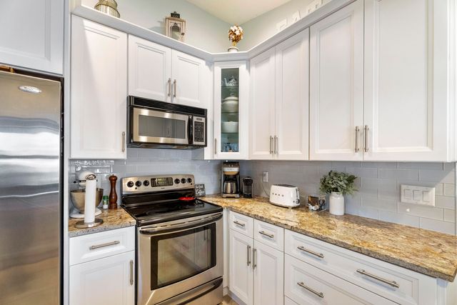 13463 74th Street N, The Acreage, FL 33412