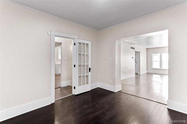 131 Mclean Street, Highland Park, MI 48203