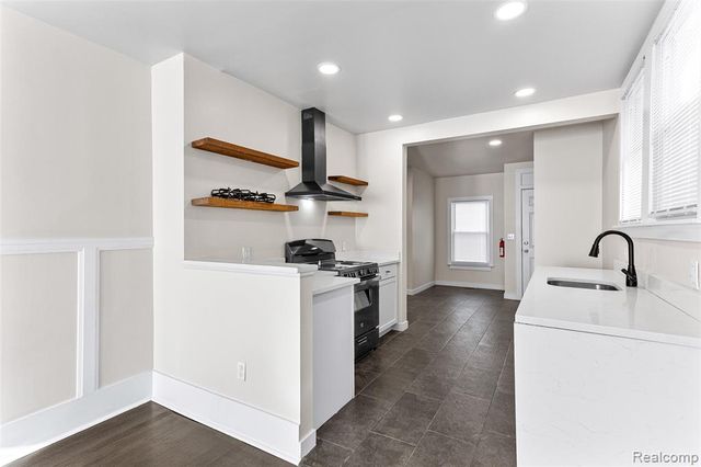 131 Mclean Street, Highland Park, MI 48203