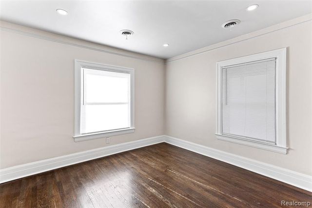 131 Mclean Street, Highland Park, MI 48203