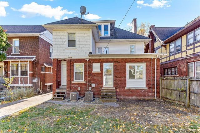 131 Mclean Street, Highland Park, MI 48203