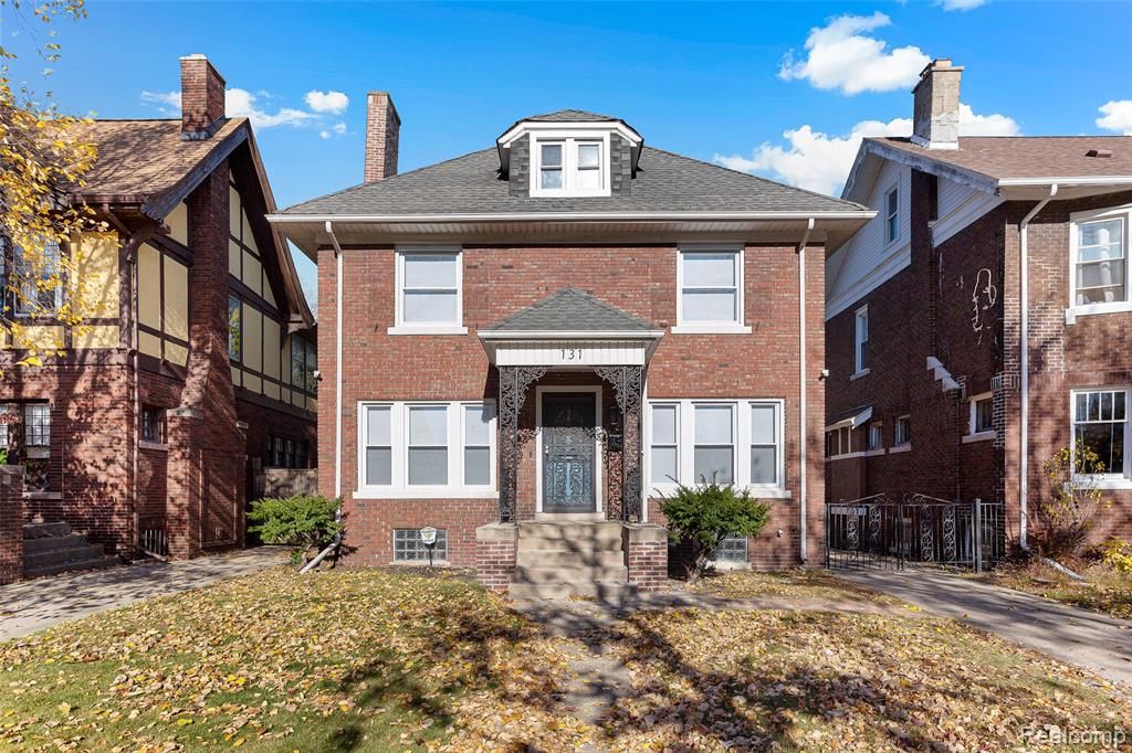 131 Mclean Street, Highland Park, MI 48203