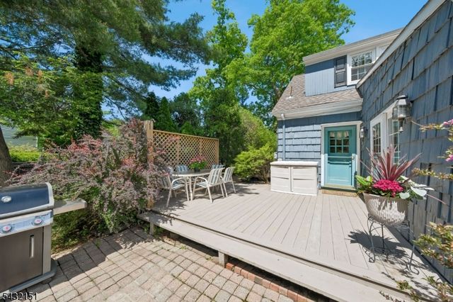 150 W End Pl, Cranford Twp., NJ 07016
