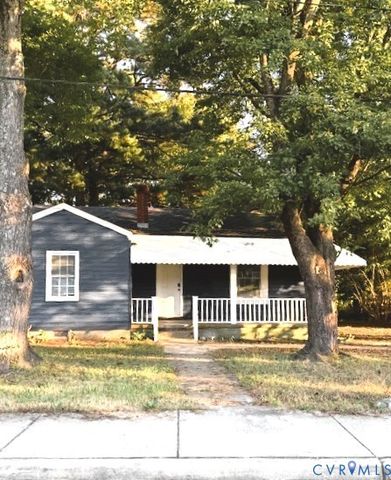 300 Pennsylvania Ave, Emporia, VA 23847