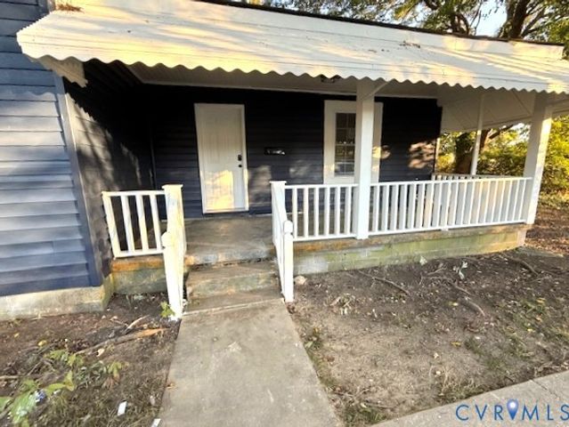 300 Pennsylvania Ave, Emporia, VA 23847