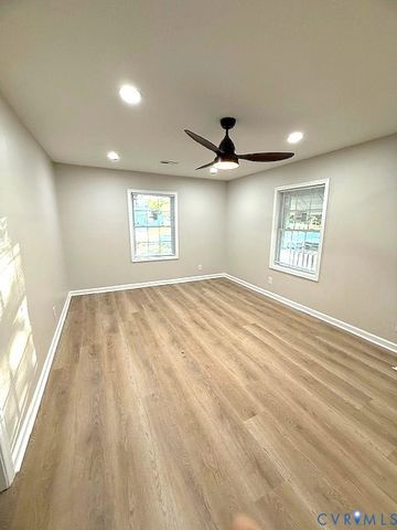 300 Pennsylvania Ave, Emporia, VA 23847