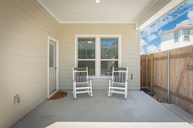 249 Treadwell LN, Kyle, TX 78640