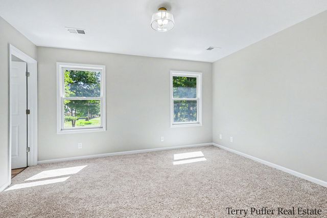351 N Hilton Park Road, Muskegon, MI 49442
