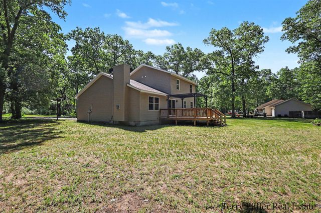 351 N Hilton Park Road, Muskegon, MI 49442