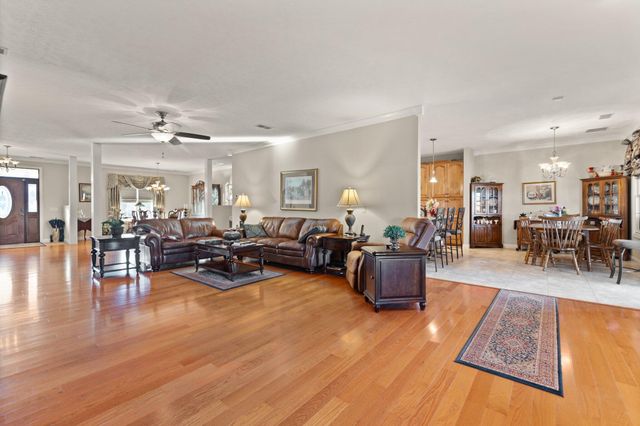 466 Colson Cove Drive, Bronston, KY 42518